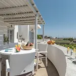 Alba Spacious By The Sea Villa *