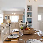 Villa Alba Spacious By The Sea Mikri Vigla