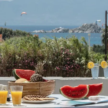 Alba Spacious By The Sea Villa