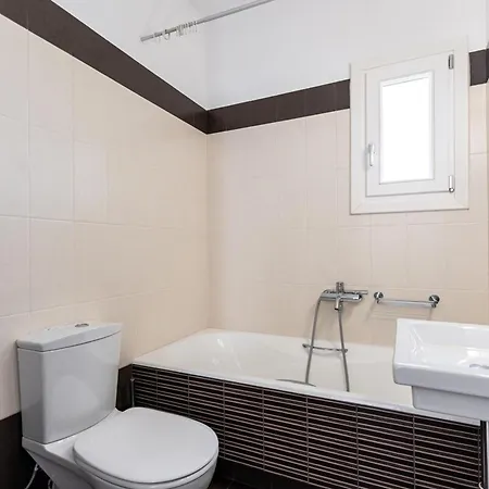 Alba Spacious By The Sea 别墅 米科利维亚