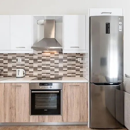 Alba Spacious By The Sea