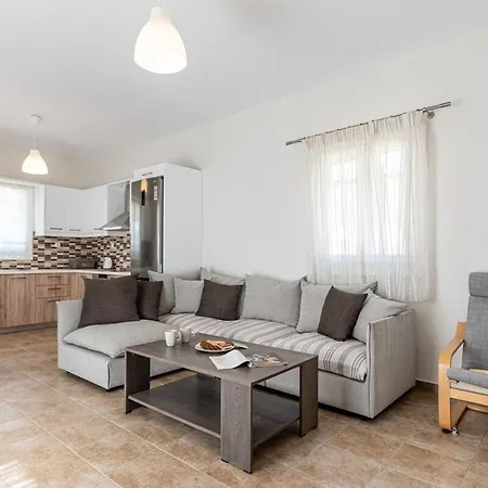 Βίλα Alba Spacious By The Sea