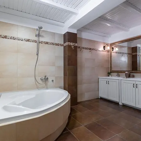 Alba Spacious By The Sea 米科利维亚