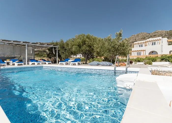 Alba Spacious By The Sea Villa *